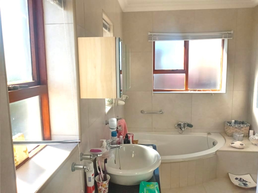 3 Bedroom Property for Sale in C Place Eastern Cape